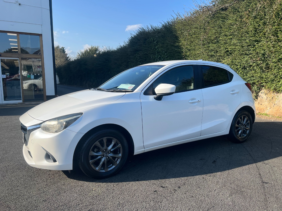 2017 Mazda Demio - image 8