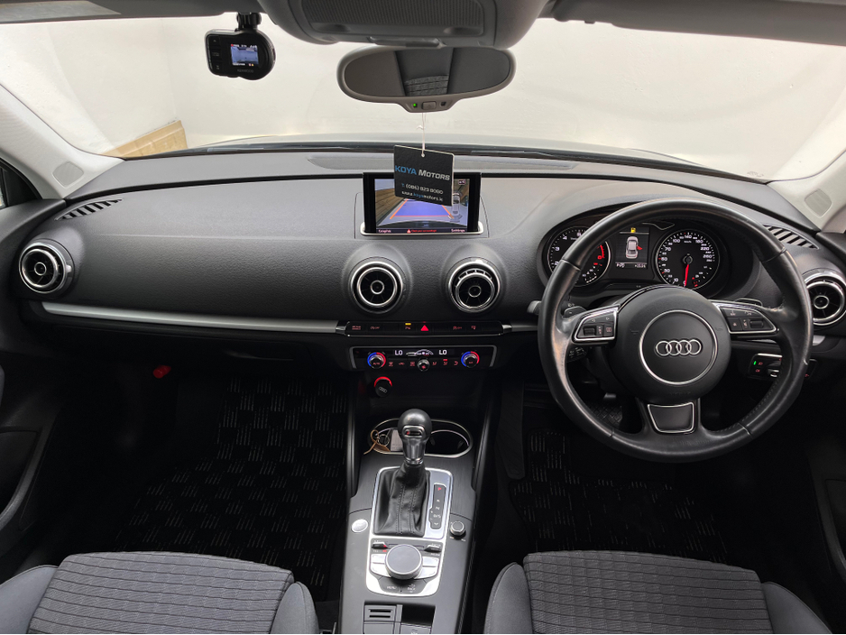 2014 Audi A3 - image 32