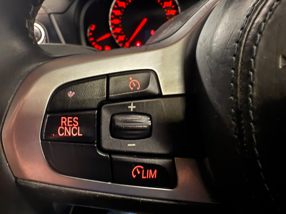 2018 BMW X3 - image 18