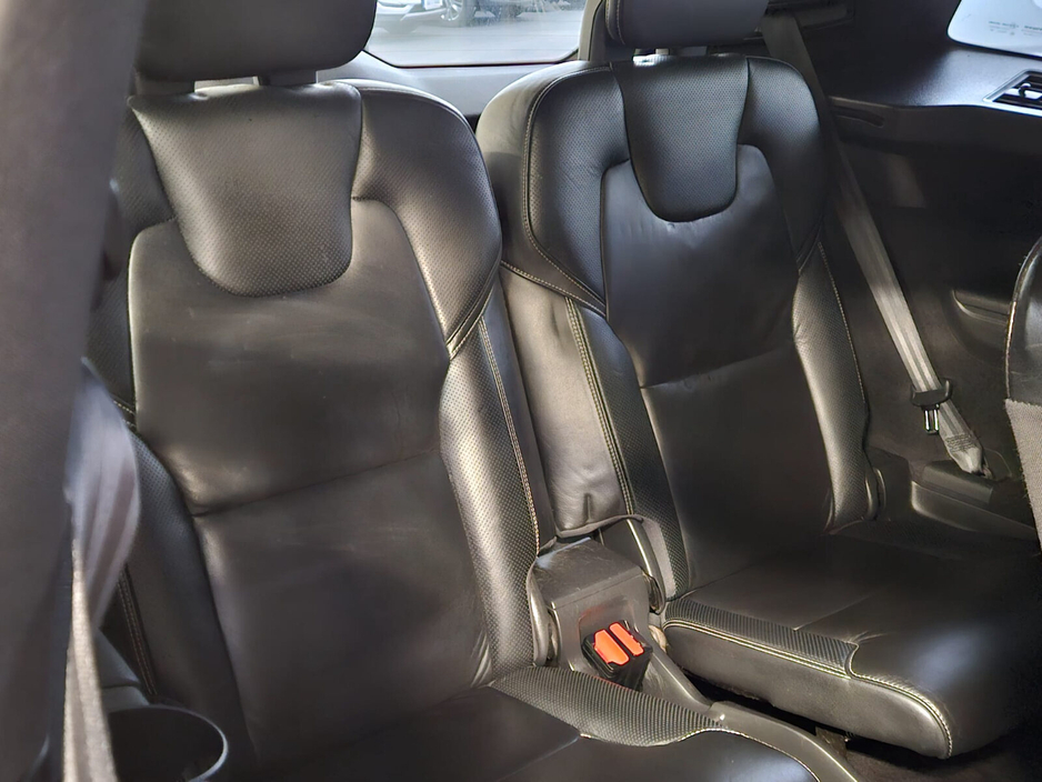 2018 Volvo XC90 - image 7