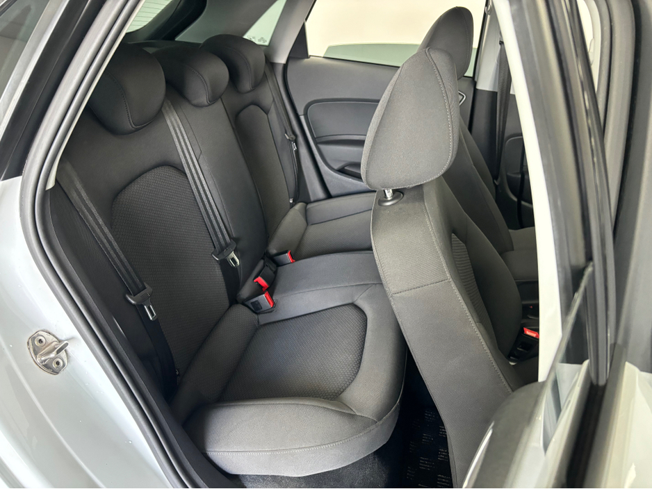 2014 Audi A1 - image 10