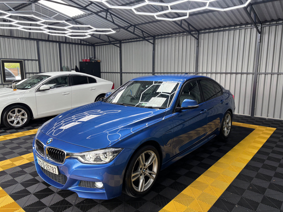 2017 BMW 3 Series - image 10