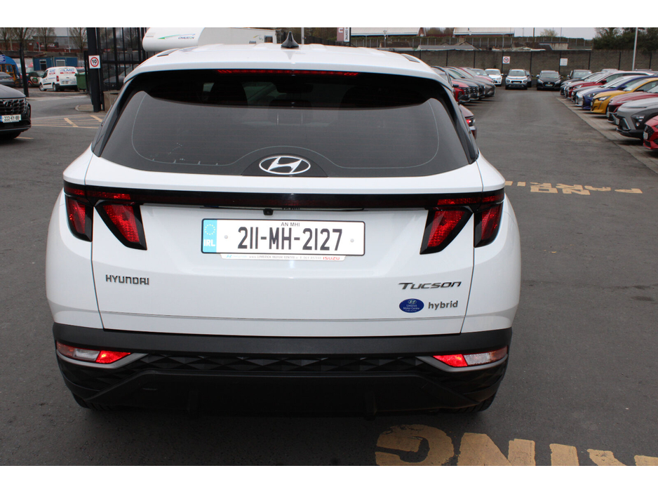 2021 Hyundai Tucson - image 4