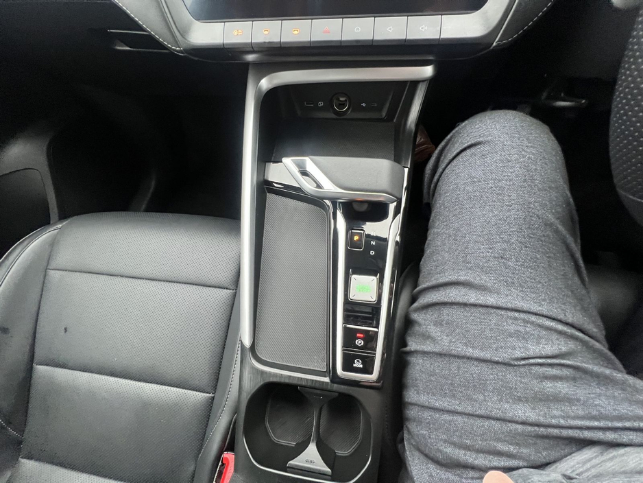 2025 MG ZS - image 12