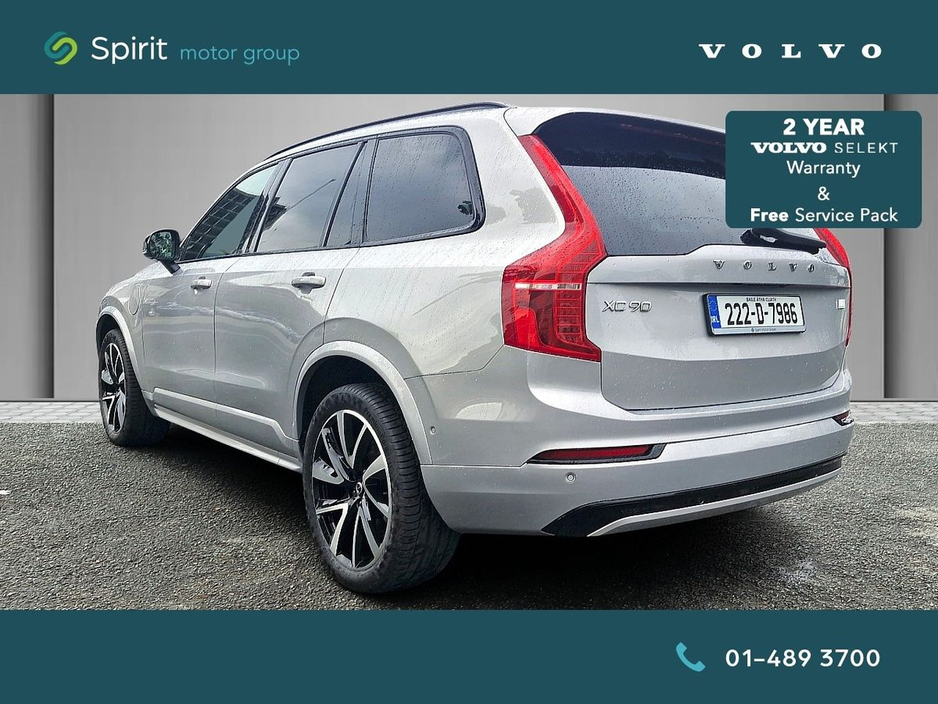 2022 Volvo XC90 - image 2