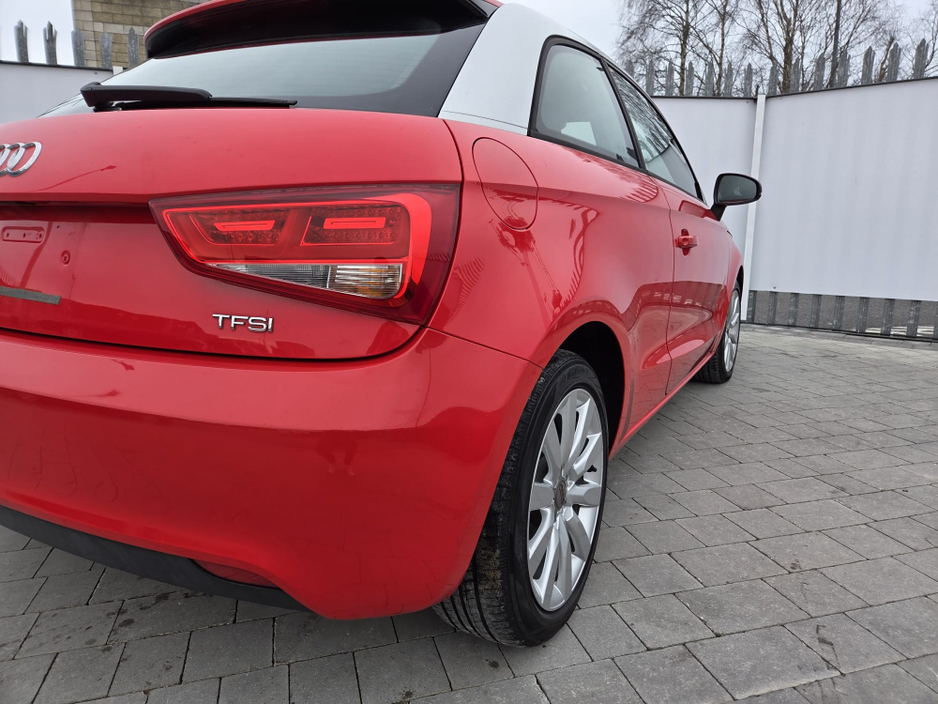 2013 Audi A1 - image 11