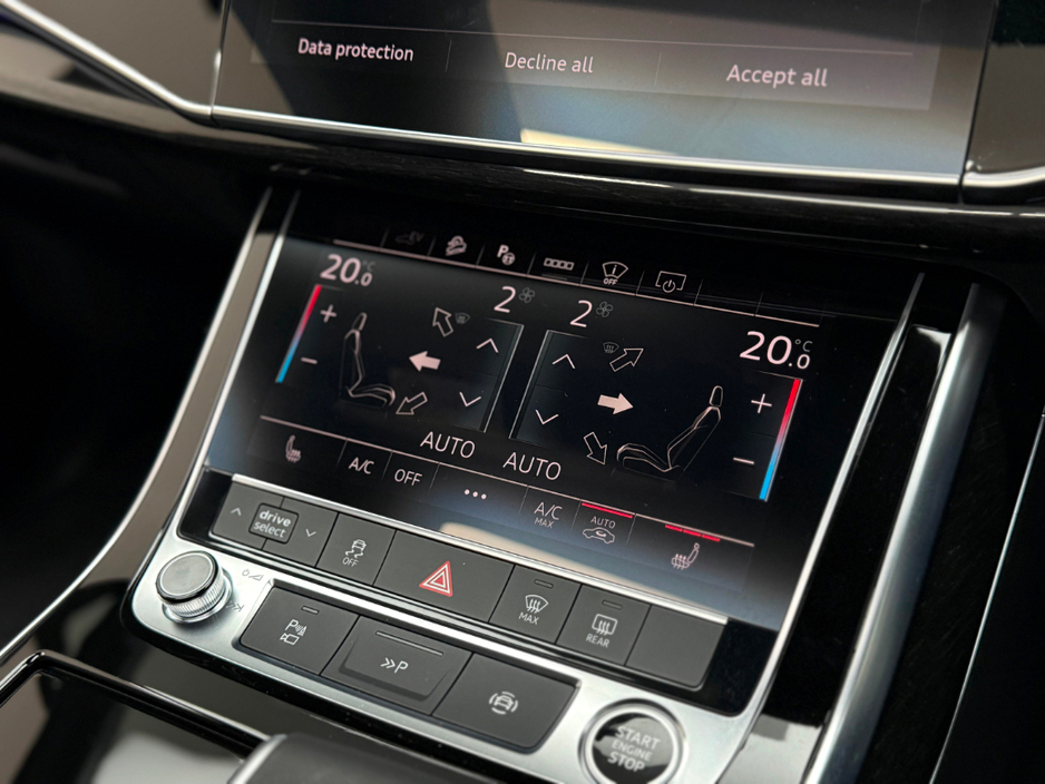 2025 Audi Q7 55 TFSI E S LINE BLACK ED QUATTRO €97,990