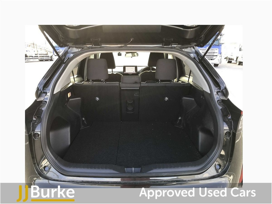 2024 Toyota Yaris - image 12