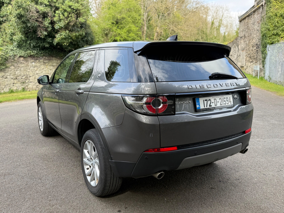 2017 Land Rover Discovery Sport - image 6