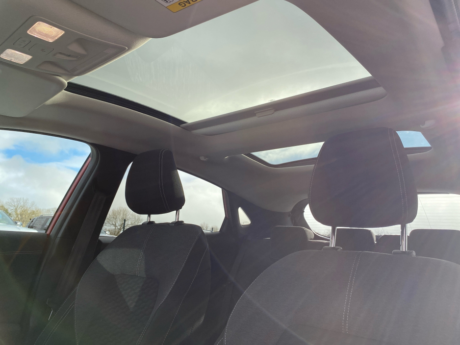 2023 Ford Puma Titanium 1.0 MHEV 125BHP... Sunroof, camera, heated seats