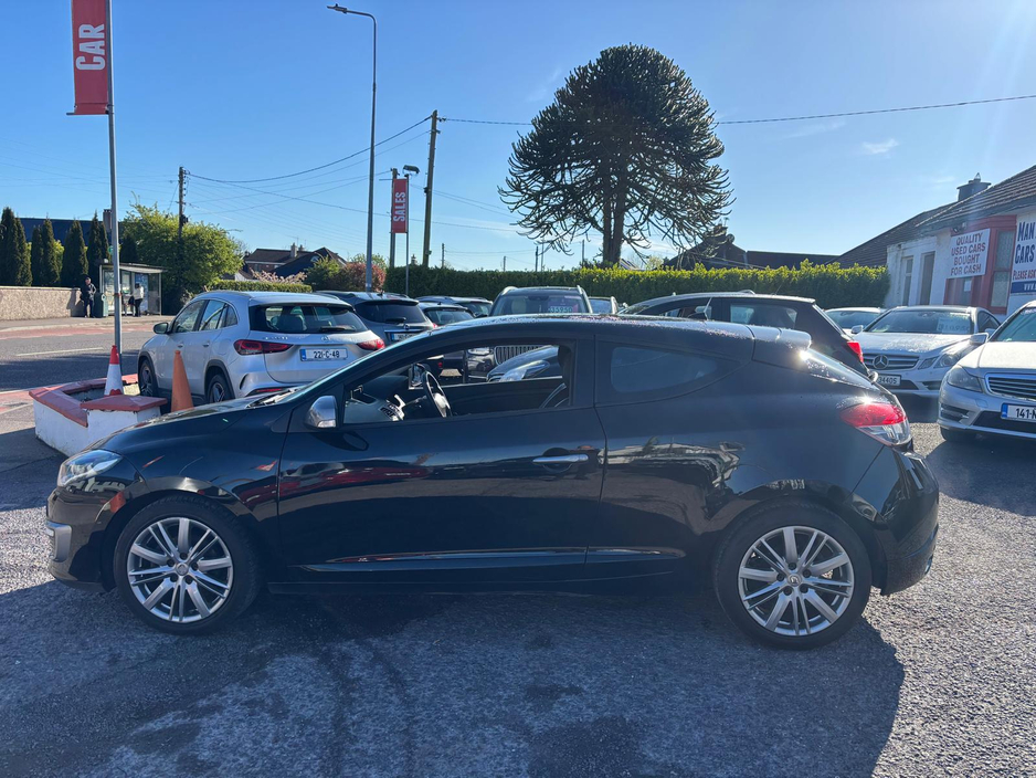 2014 Renault Megane - image 6