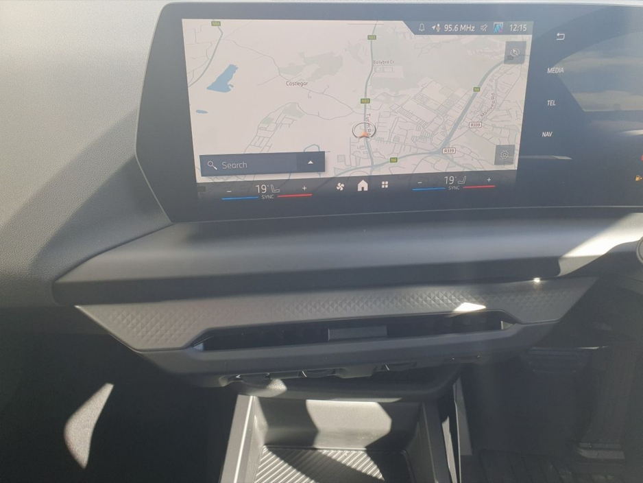 2026 BMW 1 Series - image 8