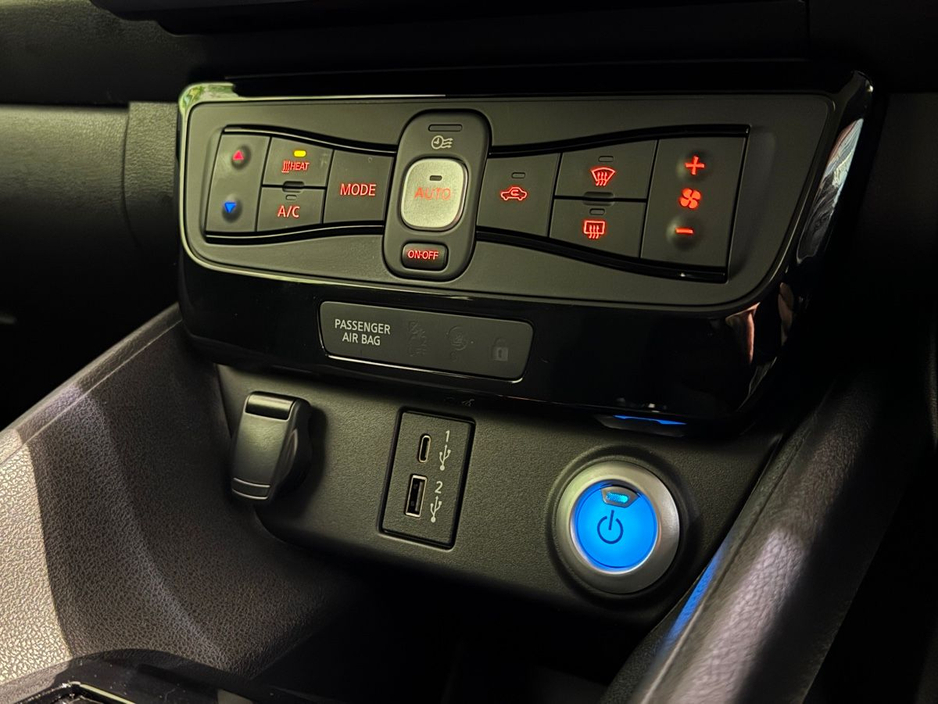 2025 Nissan Leaf Leaf SV Premium 40 kWh €24,995