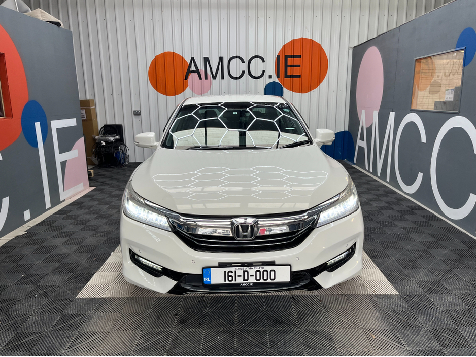 2016 Honda Accord - image 6