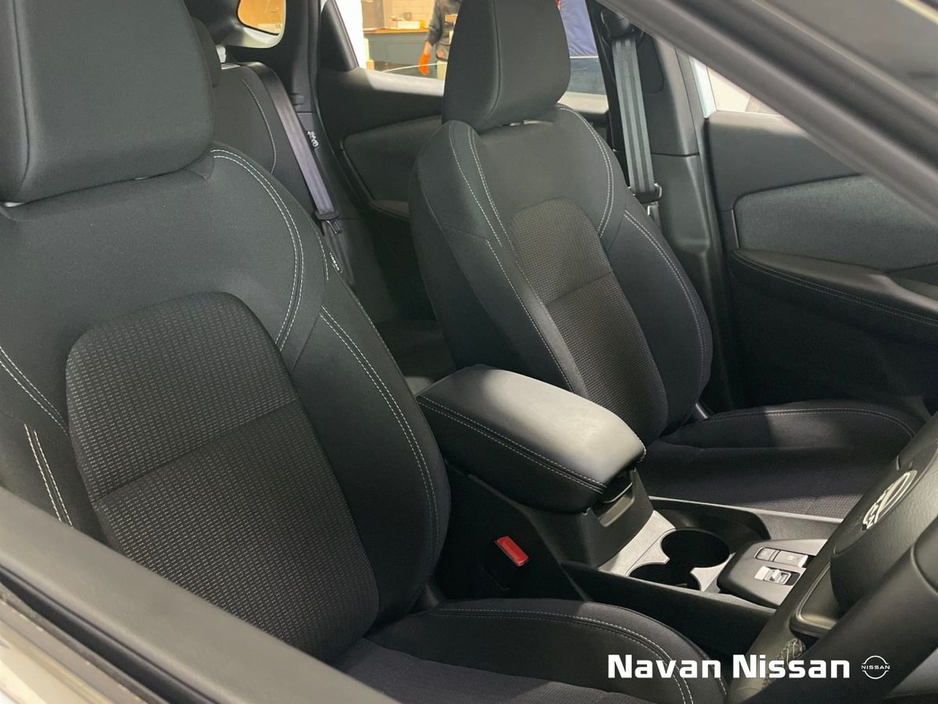 2025 Nissan Qashqai - image 12
