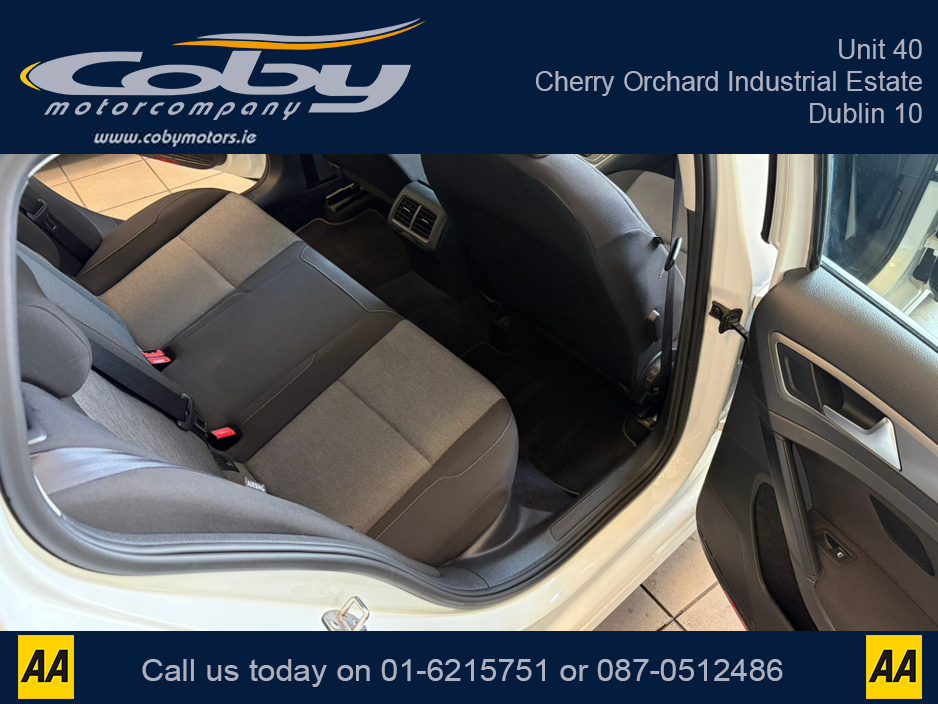 2013 Volkswagen Golf - image 19