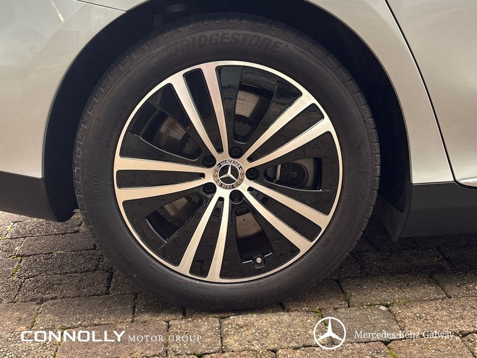 2025 Mercedes-Benz EQE - image 7