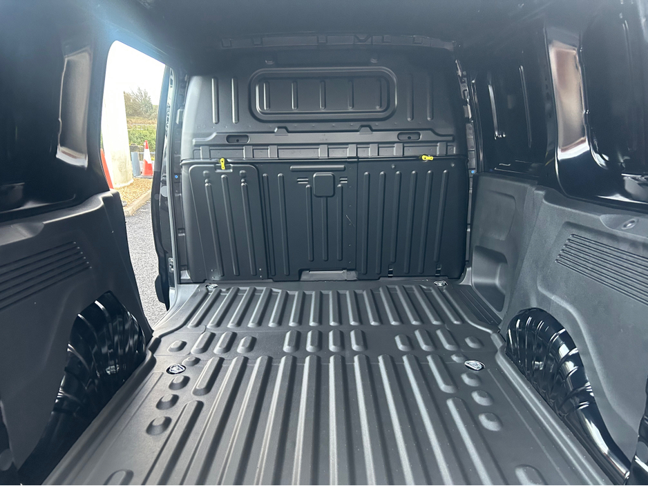 2026 Citroen Berlingo LWB 1000kg, ex vat €23,984