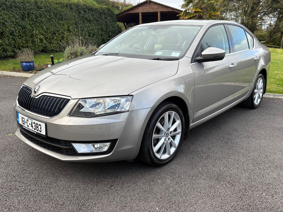 2016 Skoda Octavia - image 18