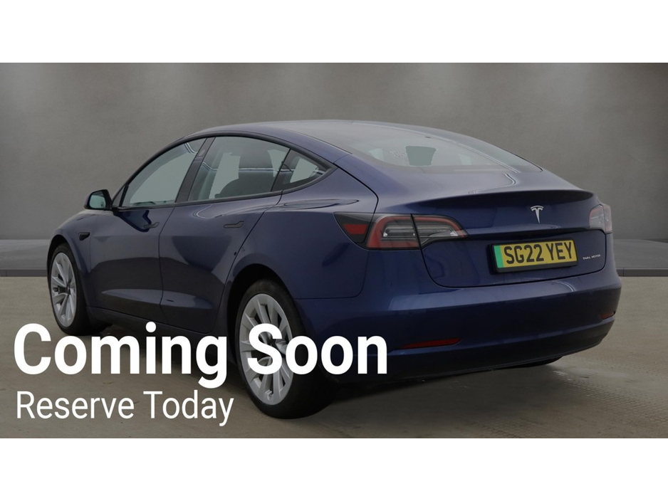 2022 Tesla Model 3 - image 4