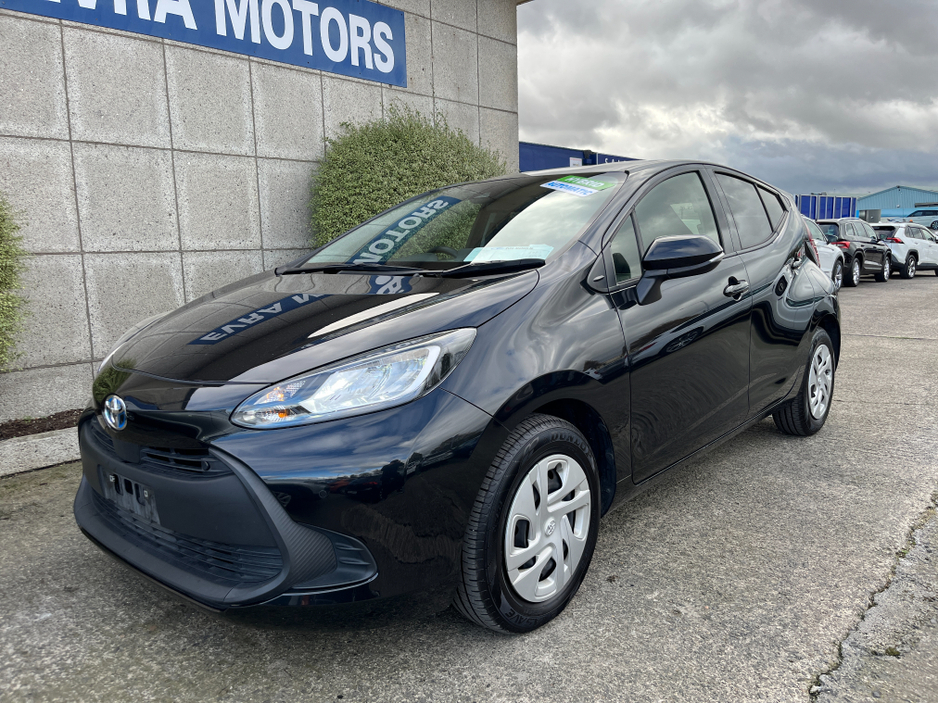 2021 Toyota Aqua AUTOMATIC HYBRID 1.5 PETROL //ADAPTIVE CRUISE CONTROL//CARPLAY//KEYLESS ENTRY//REVERSE CAMERA// €16,950
