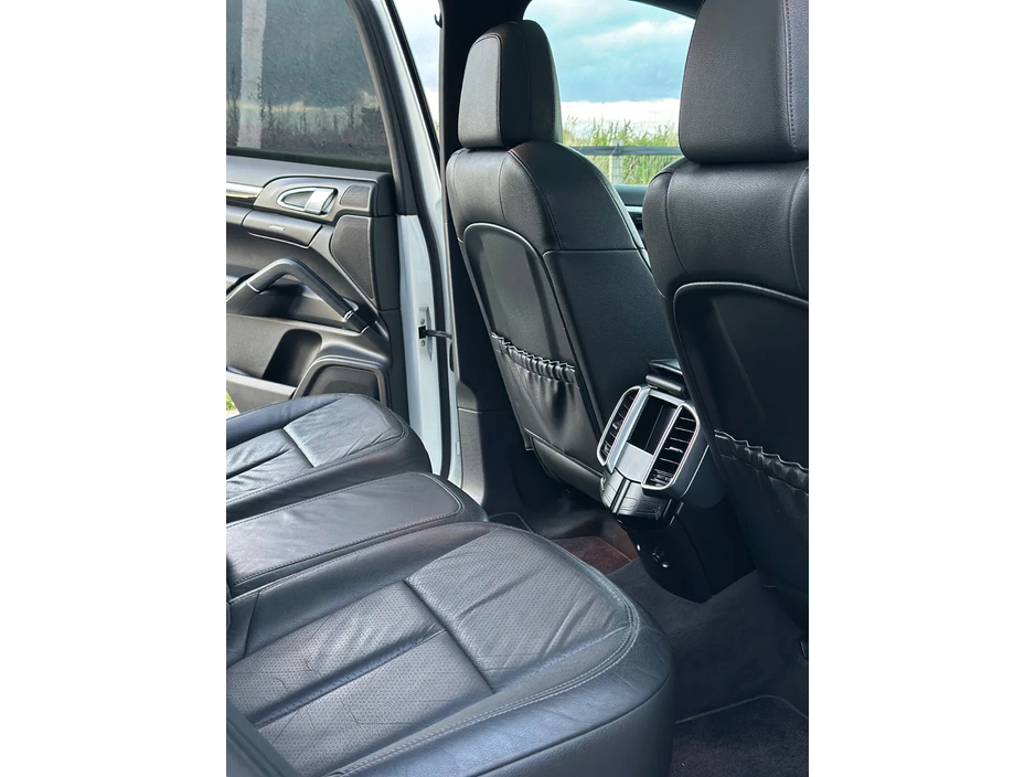 2012 Porsche Cayenne 3.0 V6 5DR 2ST €21,995