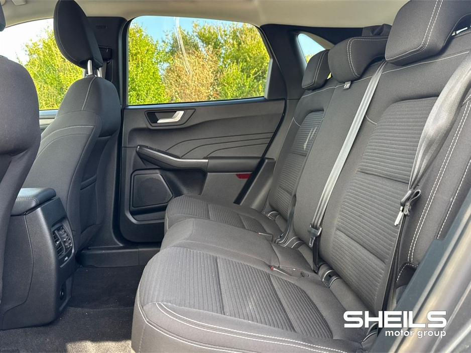 2024 Ford Kuga - image 7