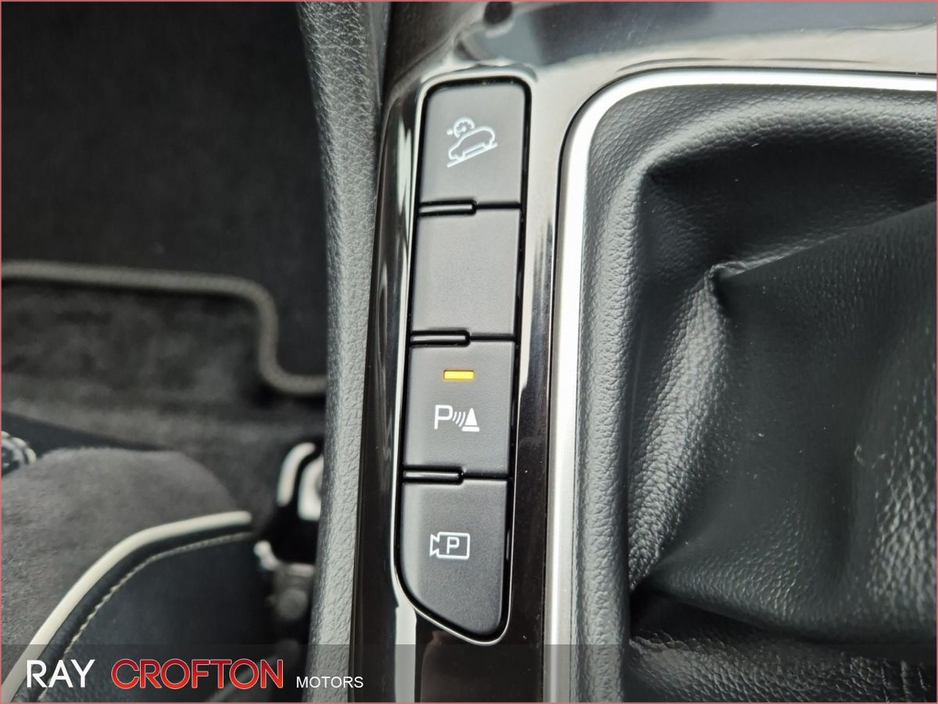 2023 Kia Sportage - image 18