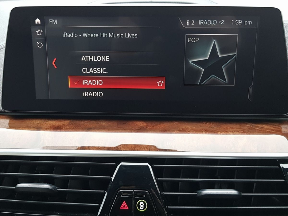 2019 BMW 5 Series - image 17