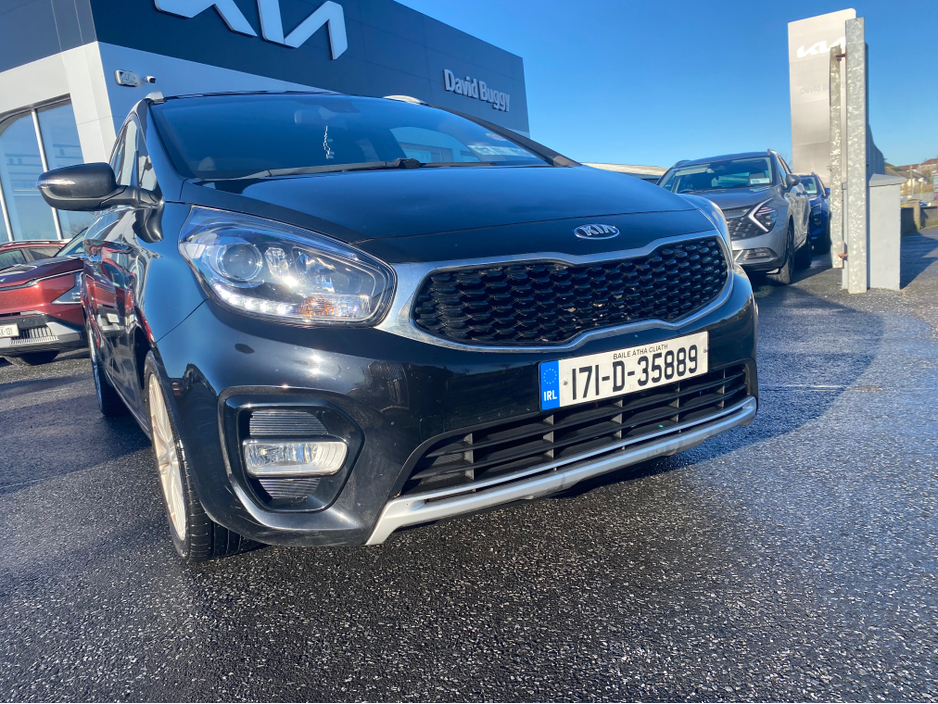 2017 Kia Carens OR RONDO EX 5DR €11,900