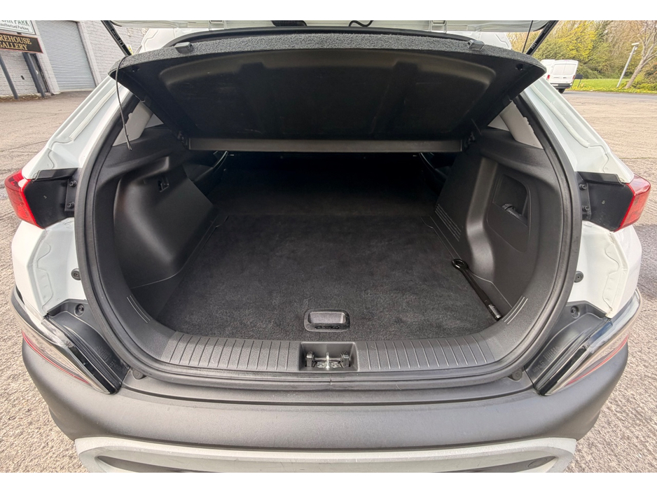 2021 Hyundai Kona - image 9