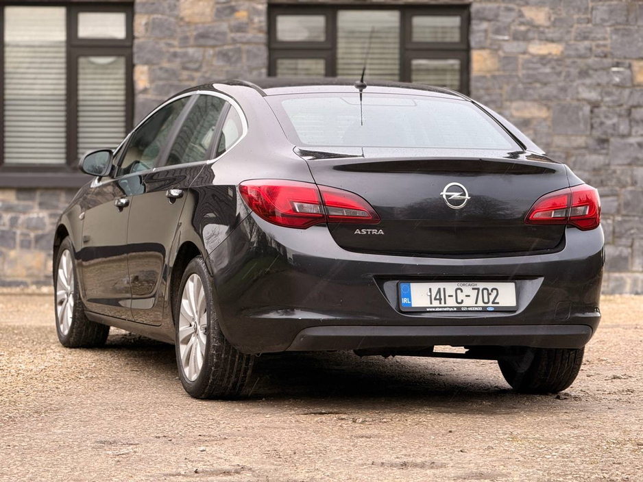 2014 Opel Astra Opel Astra 2014 1.3 Diesel Manual NCT&TaX €3,950