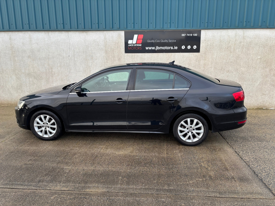 2013 Volkswagen Jetta 1.6 TDI LIMITED EDITION BLUEMOTION 105PS 4DR €6,750