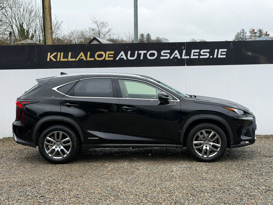 2020 Lexus NX 300 h - image 7