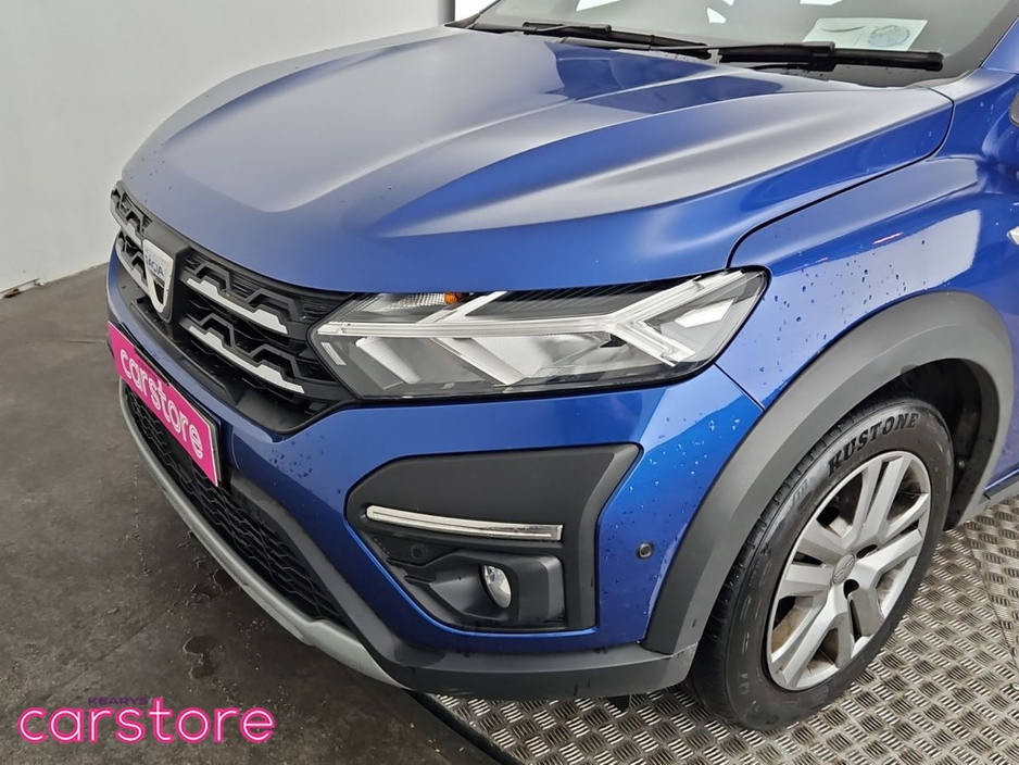 2022 Dacia Jogger - image 17