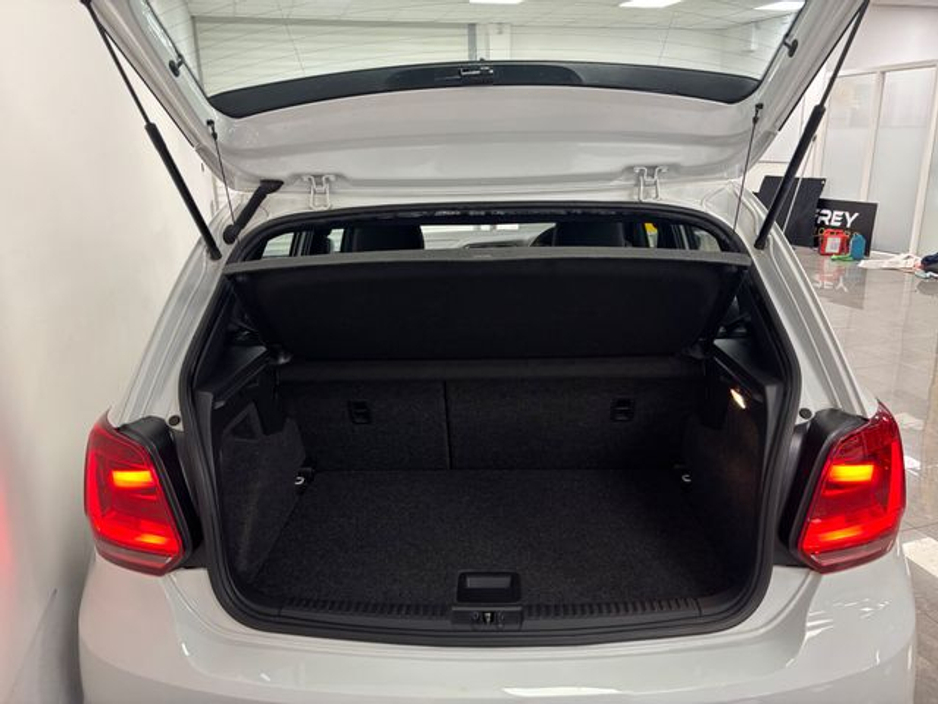 2015 Volkswagen Polo  €14,495
