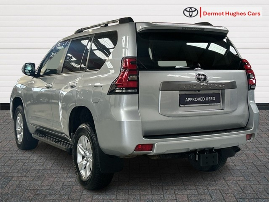 2024 Toyota Landcruiser LWB COMM 2.8 AUTO €59,950