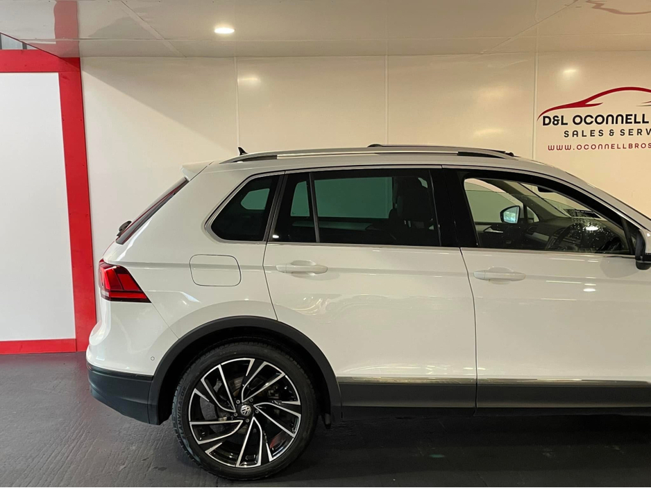 2018 Volkswagen Tiguan - image 20