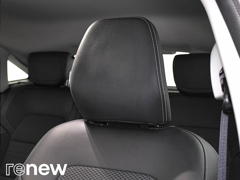 2023 Renault Arkana - image 21