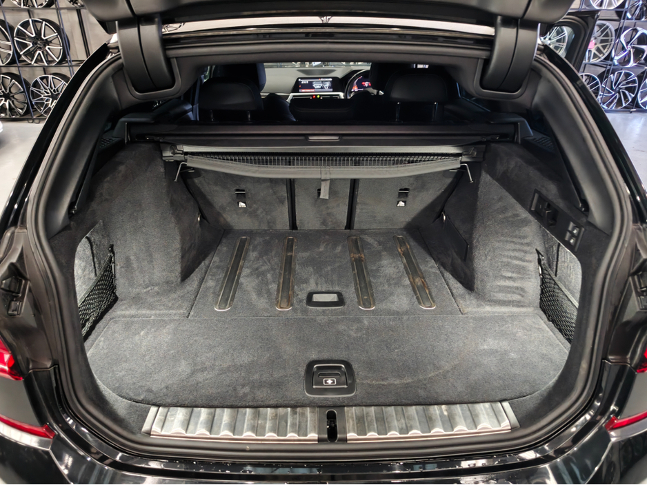 2020 BMW 3 Series 320D X-Drive M-SPORT TOURING 2.0 DIESEL AUTO €30,950