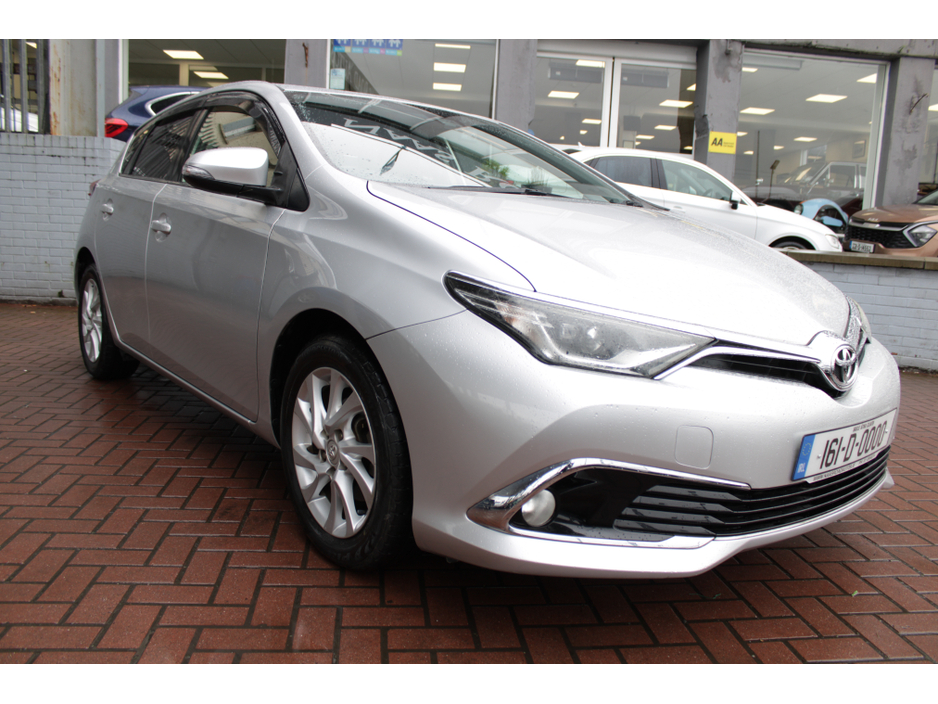 2017 Toyota Auris 1.8 HYBRID 5DR HATCHBACK AUTO  //1 OWNER CAR WITH ONLY 22,000 KM'S // BUY WITH CONFIDENCE AA AND SIMI APPROVED DEALER 2026 // FINANCE ARRANGED // ALL TRADE INS WELCOME // €16,950