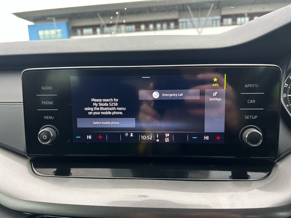 2024 Skoda Octavia - image 22