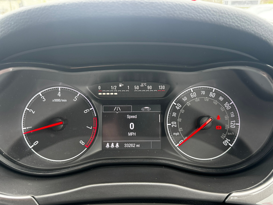 2017 Opel Corsa - image 17