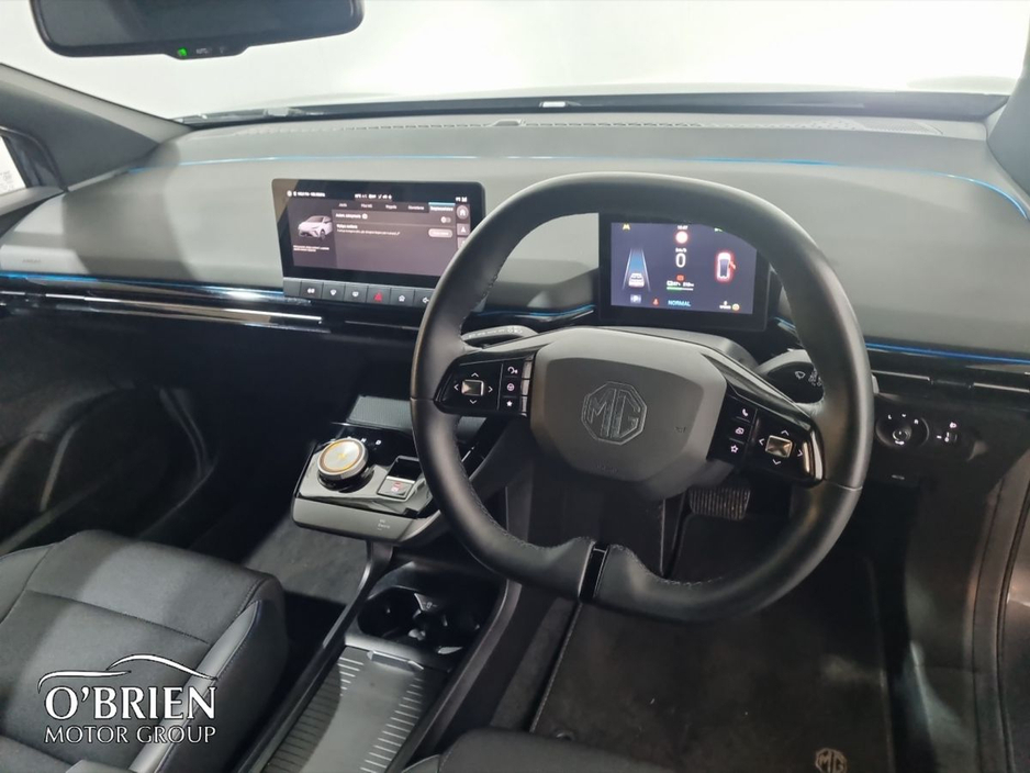 2023 MG 4 MG4 LR Exclusive €22,950