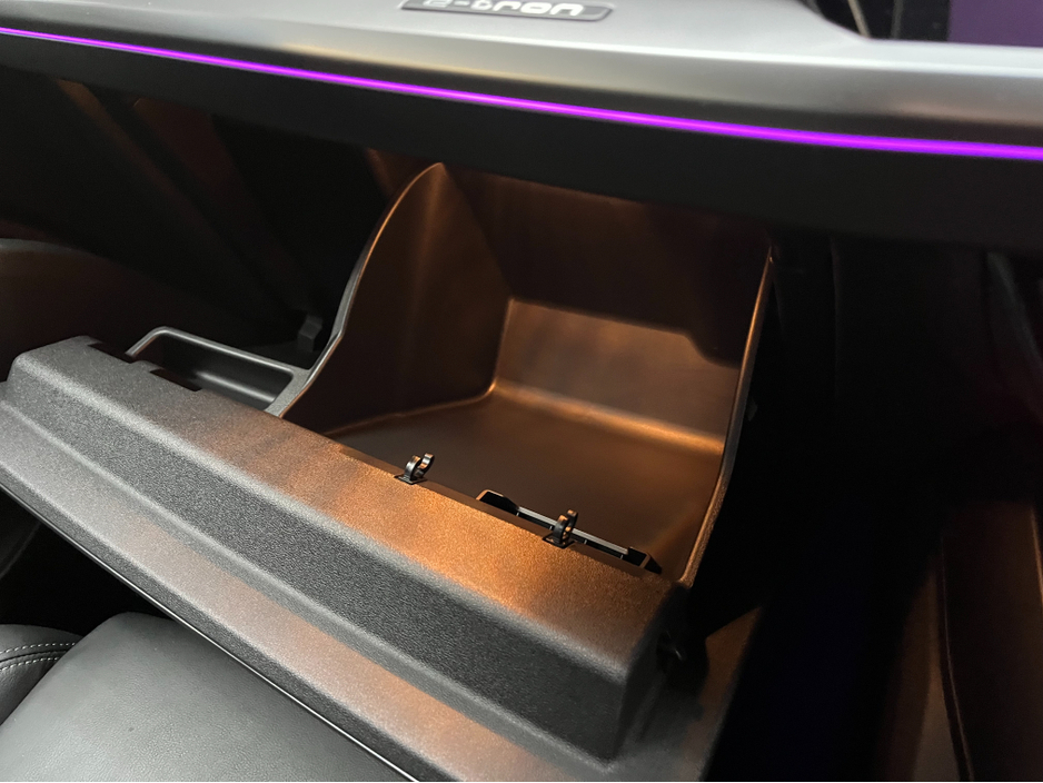 2022 Audi Q4 e-tron - image 20