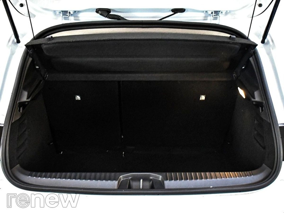 2025 Renault Clio - image 12