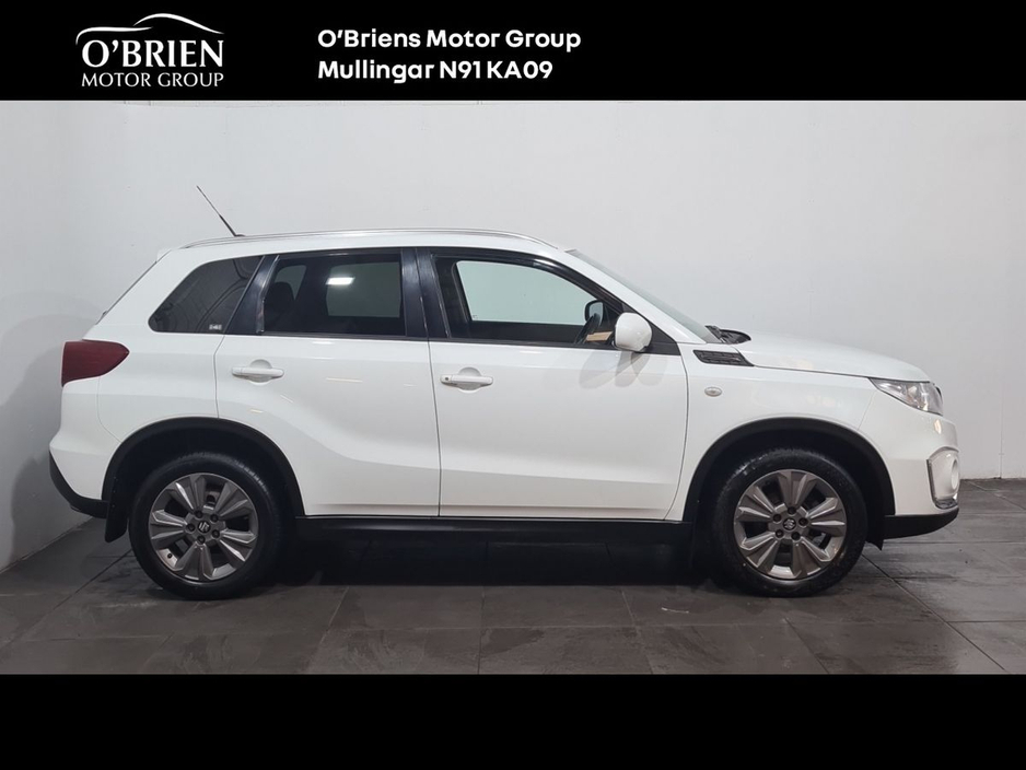 2020 Suzuki Vitara - image 7