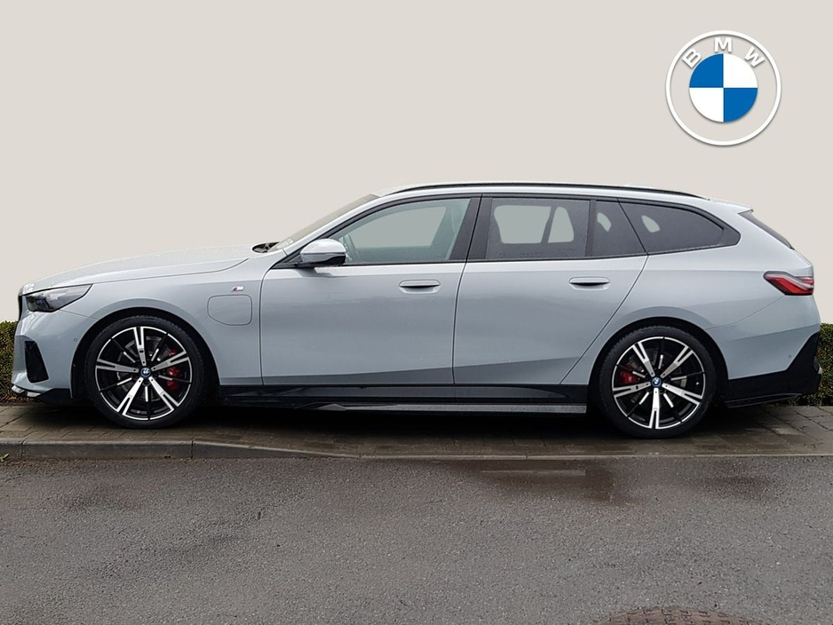 2025 BMW 5 Series 530e M Sport Pro €69,995