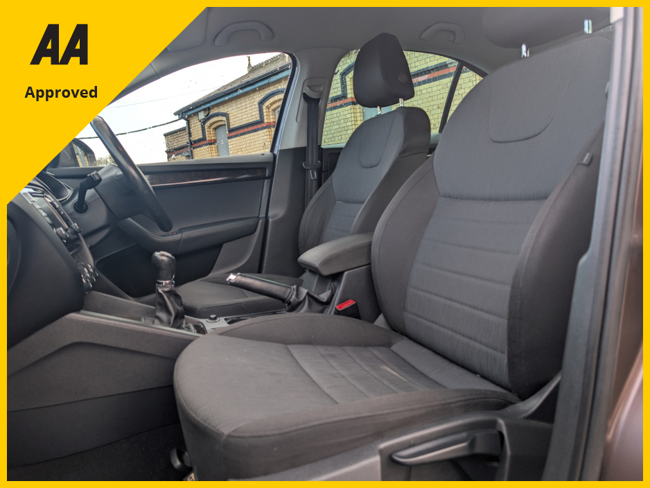 2015 Skoda Octavia ELEGANCE 1.6 TDI 105HP 4DR €8,450