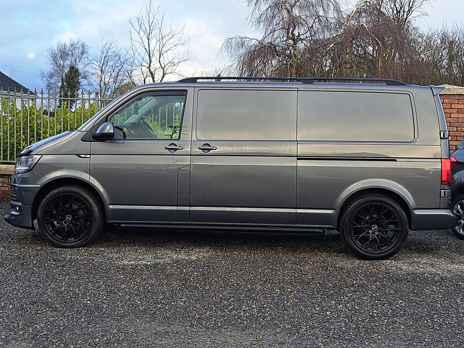 2018 Volkswagen Transporter T30 Highline  LWB with side bars, Alloys, Front Splitter kit 2.0 Diesel €21,300